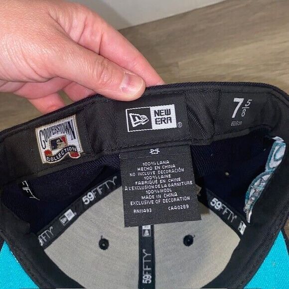 Seattle Mariners New Era Cooperstown Collection 20th Anniversary 7 5/8 Hat Cap - Picture 6 of 6